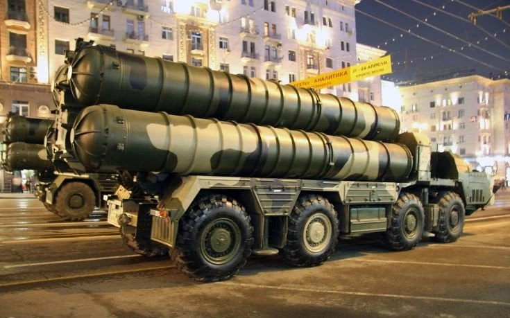 Τρόμος στη Γαλλία για την παράδοση των S-300 από τη Ρωσία στη Συρία